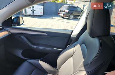 Внедорожник / Кроссовер Tesla Model Y 2023 в 