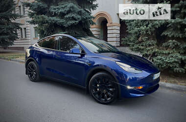 Внедорожник / Кроссовер Tesla Model Y 2023 в Полтаве