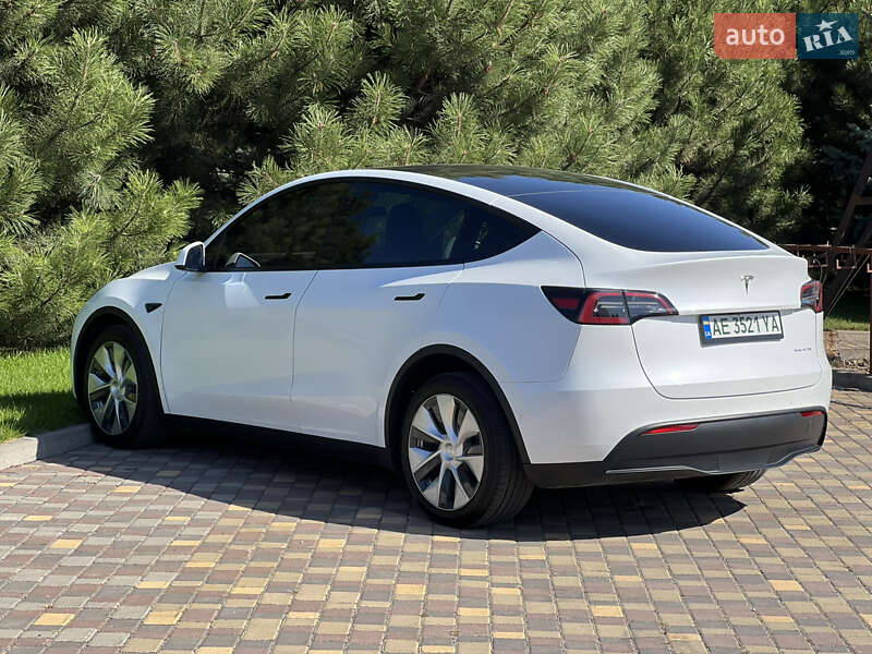 Внедорожник / Кроссовер Tesla Model Y 2022 в Днепре