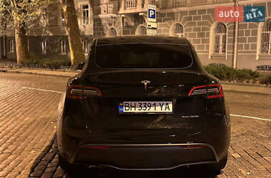 Внедорожник / Кроссовер Tesla Model Y 2021 в 