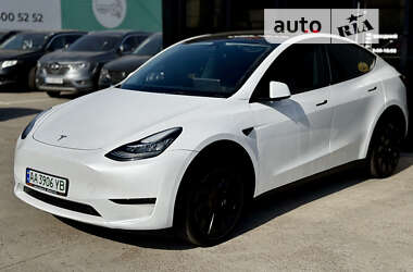 Внедорожник / Кроссовер Tesla Model Y 2023 в Киеве