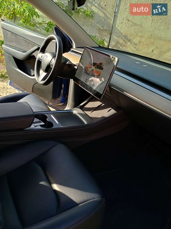 Внедорожник / Кроссовер Tesla Model Y 2022 в Николаеве