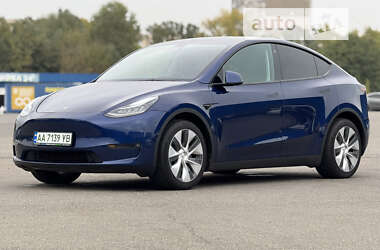 Внедорожник / Кроссовер Tesla Model Y 2021 в Киеве