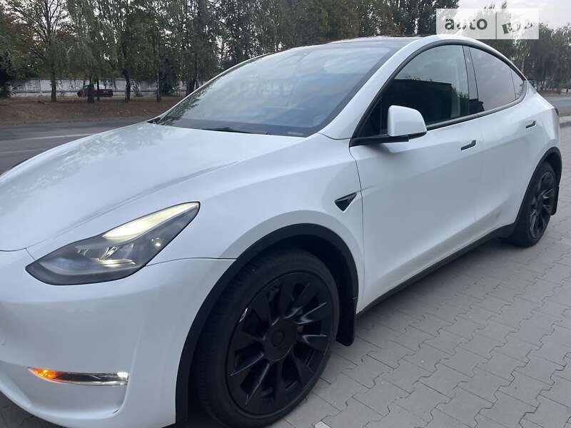 Внедорожник / Кроссовер Tesla Model Y 2023 в Белой Церкви фото 5 Внедорожник / Кроссовер Tesla Model Y 2023 в Белой Церкви