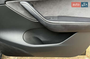 Внедорожник / Кроссовер Tesla Model Y 2021 в Полтаве