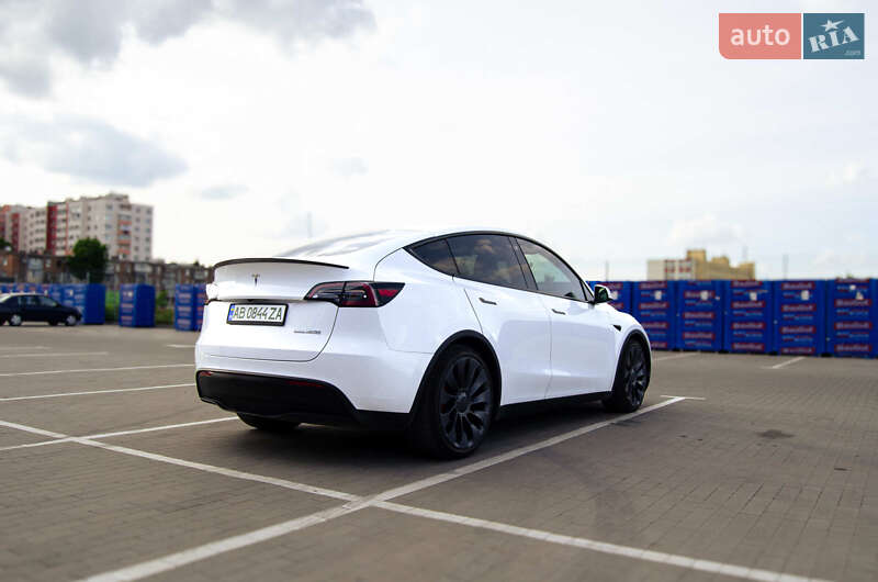 Позашляховик / Кросовер Tesla Model Y 2021 в Вінниці