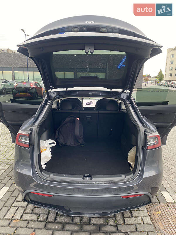 Внедорожник / Кроссовер Tesla Model Y 2022 в Львове