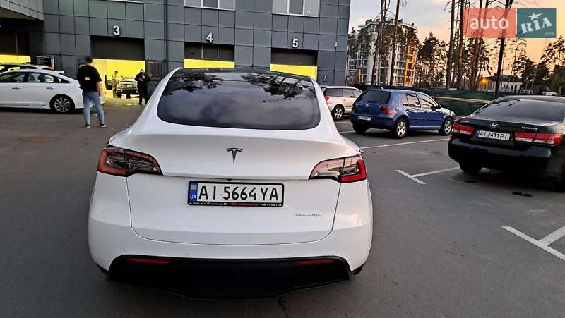 Позашляховик / Кросовер Tesla Model Y 2020 в Києві фото 2 Позашляховик / Кросовер Tesla Model Y 2020 в Києві