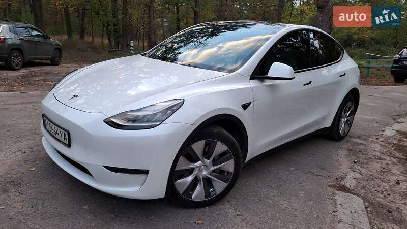 Позашляховик / Кросовер Tesla Model Y 2020 в Києві
