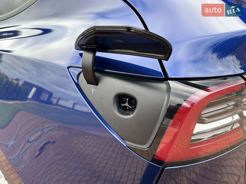 Внедорожник / Кроссовер Tesla Model Y 2021 в Киеве фото 15 Внедорожник / Кроссовер Tesla Model Y 2021 в Киеве