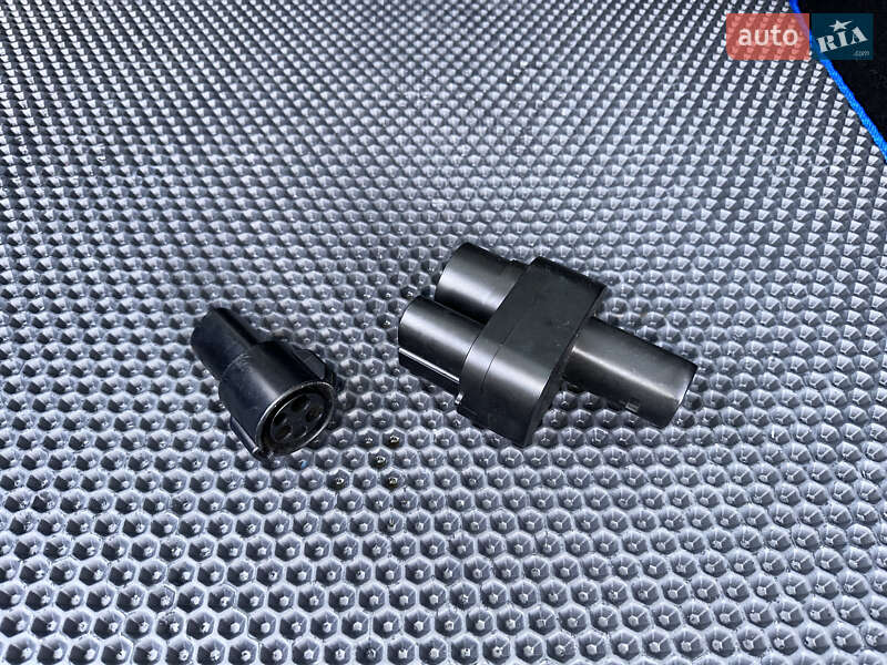 Внедорожник / Кроссовер Tesla Model Y 2021 в Киеве фото 50 Внедорожник / Кроссовер Tesla Model Y 2021 в Киеве