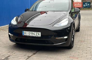 Внедорожник / Кроссовер Tesla Model Y 2021 в 