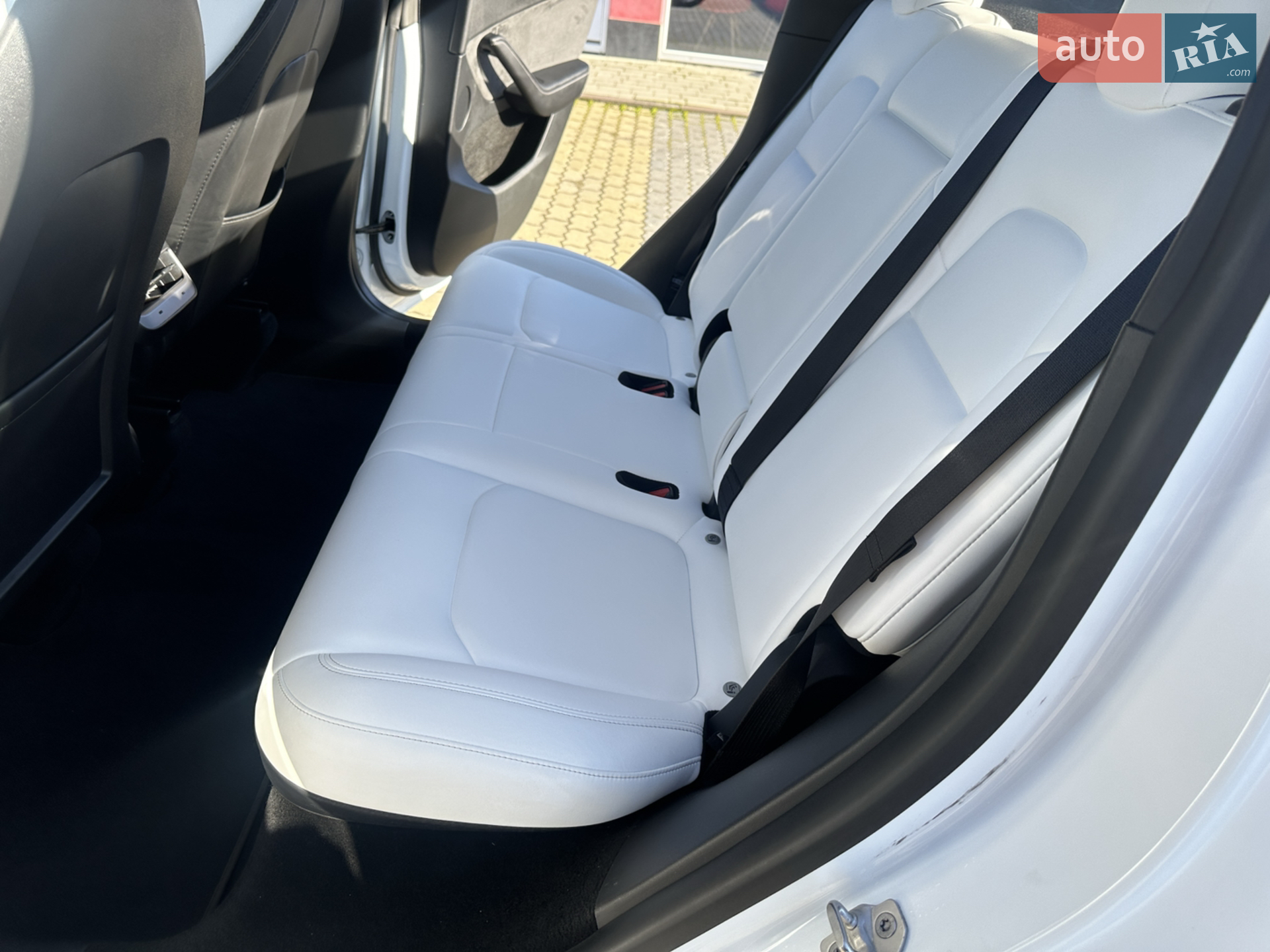 2022 Tesla Model Y - мініатюра 14