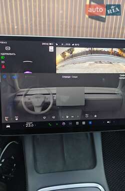 Внедорожник / Кроссовер Tesla Model Y 2021 в 