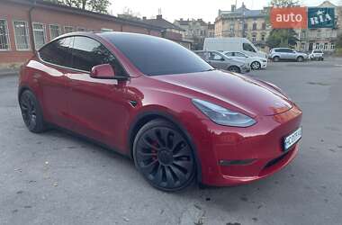 Внедорожник / Кроссовер Tesla Model Y 2021 в Львове