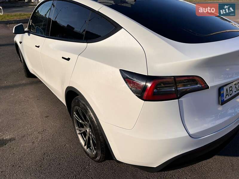 Позашляховик / Кросовер Tesla Model Y 2021 в Вінниці