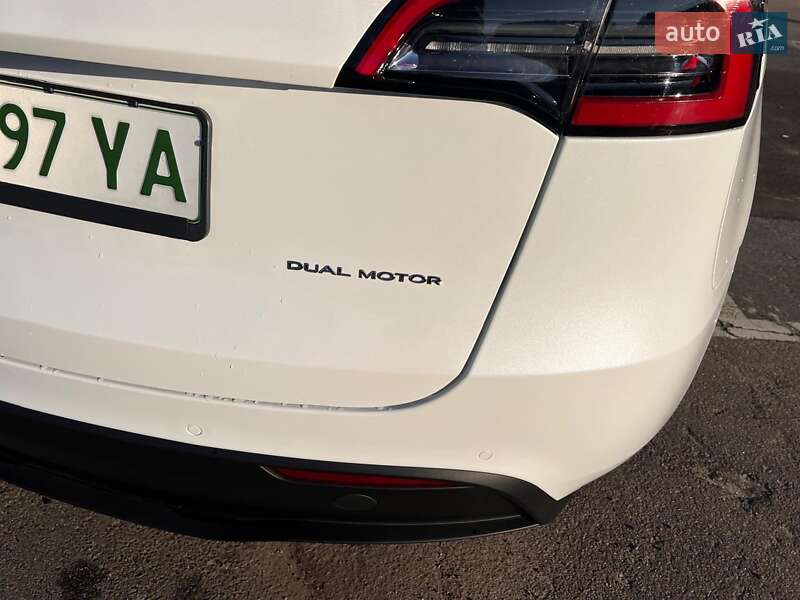 Позашляховик / Кросовер Tesla Model Y 2021 в Вінниці