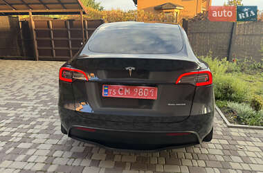 Внедорожник / Кроссовер Tesla Model Y 2024 в 