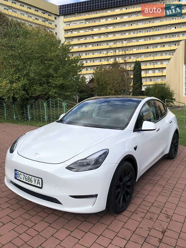 Внедорожник / Кроссовер Tesla Model Y 2023 в Трускавце