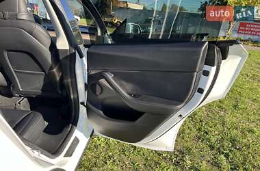 Внедорожник / Кроссовер Tesla Model Y 2022 в 