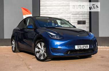 Внедорожник / Кроссовер Tesla Model Y 2022 в Киеве