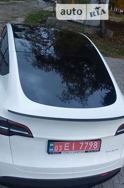 Внедорожник / Кроссовер Tesla Model Y 2022 в Черновцах