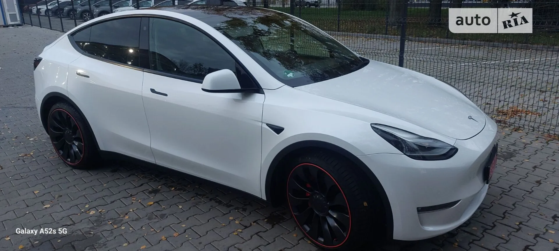 2022 Tesla Model Y - мініатюра 2