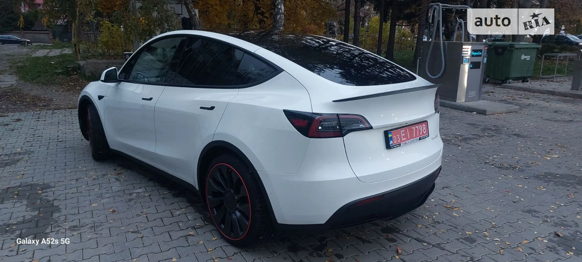 2022 Tesla Model Y - мініатюра 9