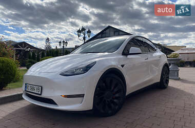 Внедорожник / Кроссовер Tesla Model Y 2021 в Стрые