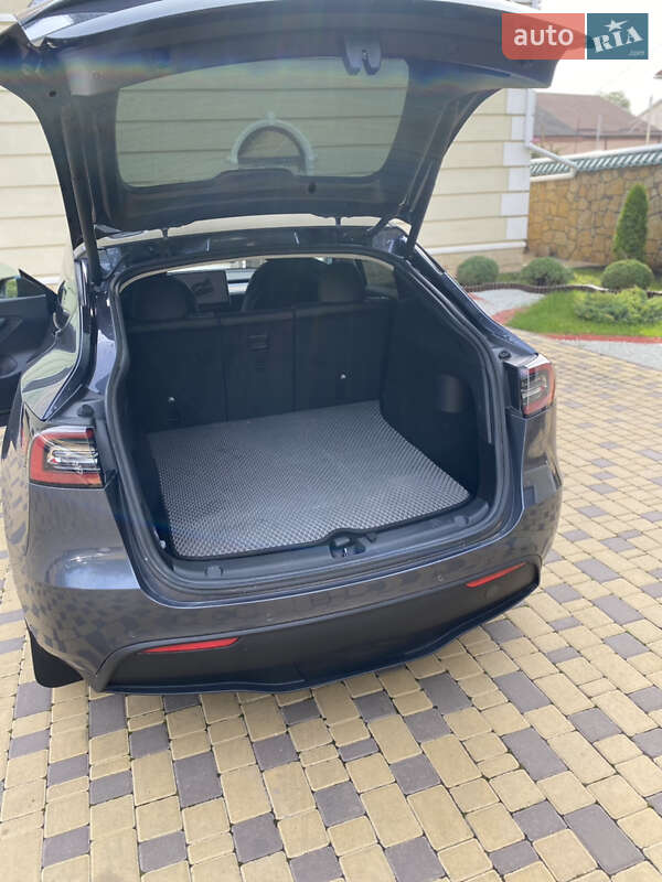 Внедорожник / Кроссовер Tesla Model Y 2022 в Виннице