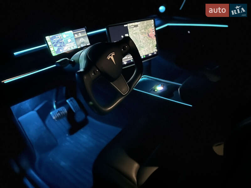 Позашляховик / Кросовер Tesla Model Y 2022 в Кривому Розі