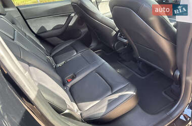 Внедорожник / Кроссовер Tesla Model Y 2021 в 