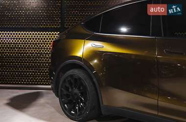 Внедорожник / Кроссовер Tesla Model Y 2021 в 