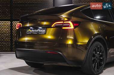 Внедорожник / Кроссовер Tesla Model Y 2021 в 