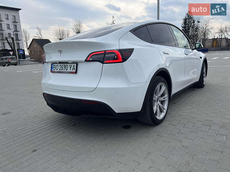 Внедорожник / Кроссовер Tesla Model Y 2022 в Тернополе