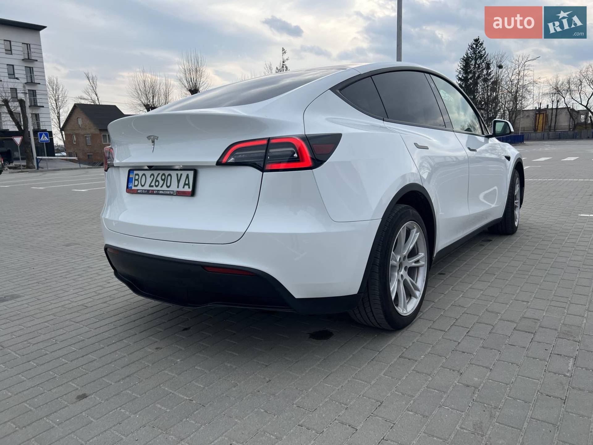 2022 Tesla Model Y - мініатюра 11