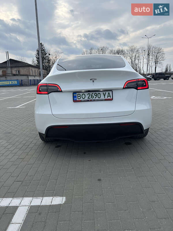 Внедорожник / Кроссовер Tesla Model Y 2022 в Тернополе