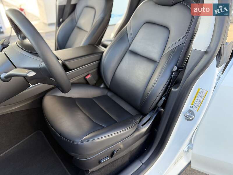 Позашляховик / Кросовер Tesla Model Y 2020 в Дніпрі