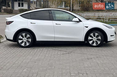 Внедорожник / Кроссовер Tesla Model Y 2022 в 