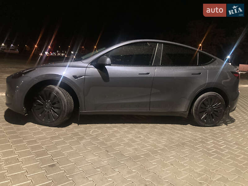 Позашляховик / Кросовер Tesla Model Y 2023 в Тернополі