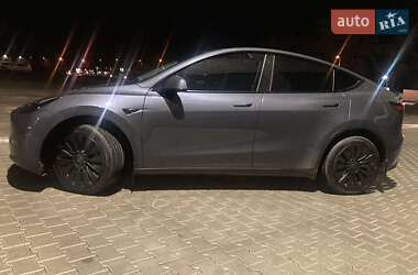 Внедорожник / Кроссовер Tesla Model Y 2023 в 