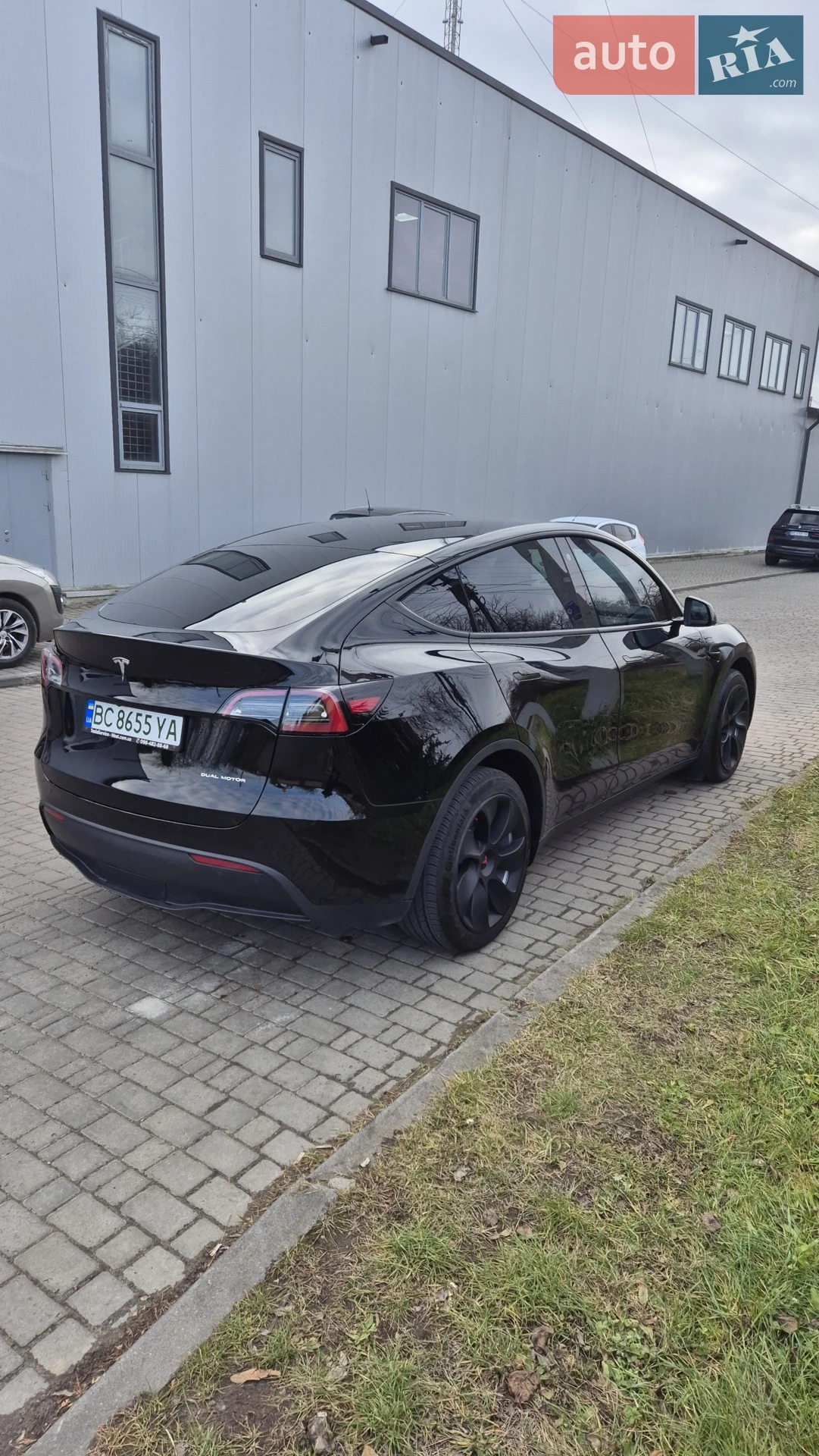 2023 Tesla Model Y - мініатюра 3