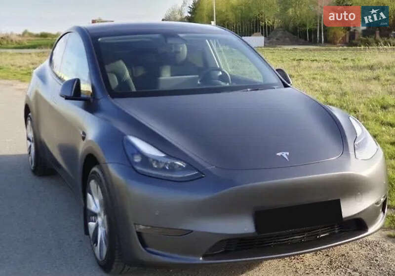 Внедорожник / Кроссовер Tesla Model Y 2023 в Киеве