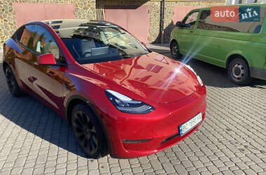 Внедорожник / Кроссовер Tesla Model Y 2021 в 