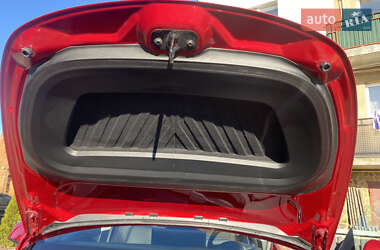 Внедорожник / Кроссовер Tesla Model Y 2021 в 