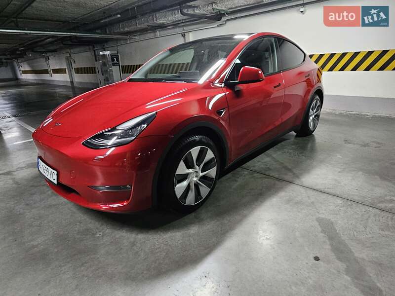 Внедорожник / Кроссовер Tesla Model Y 2022 в Киеве