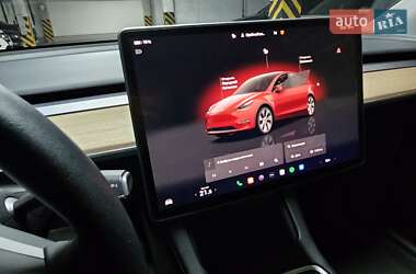 Внедорожник / Кроссовер Tesla Model Y 2022 в Киеве