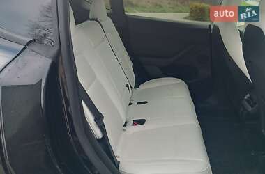 Внедорожник / Кроссовер Tesla Model Y 2022 в Львове