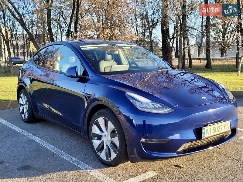 Tesla Model Y 2021