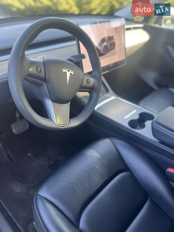 Внедорожник / Кроссовер Tesla Model Y 2022 в Николаеве